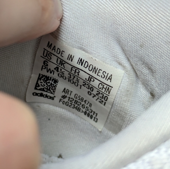 Size 6 ADIDAS EDGE LUX 4 WOMEN’S RUNNING SHOES ART G58478 Silver White - Picture 9 of 10